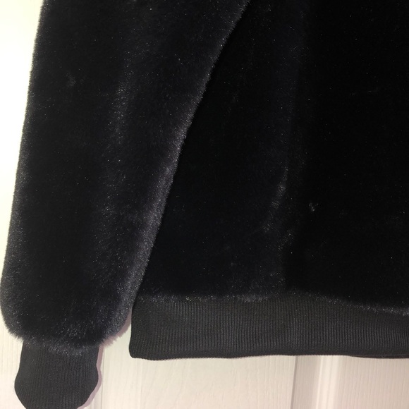 NWT Say What? Thick Soft Fuzzy Sweater in Black Size Small (S) - Picture 4 of 5